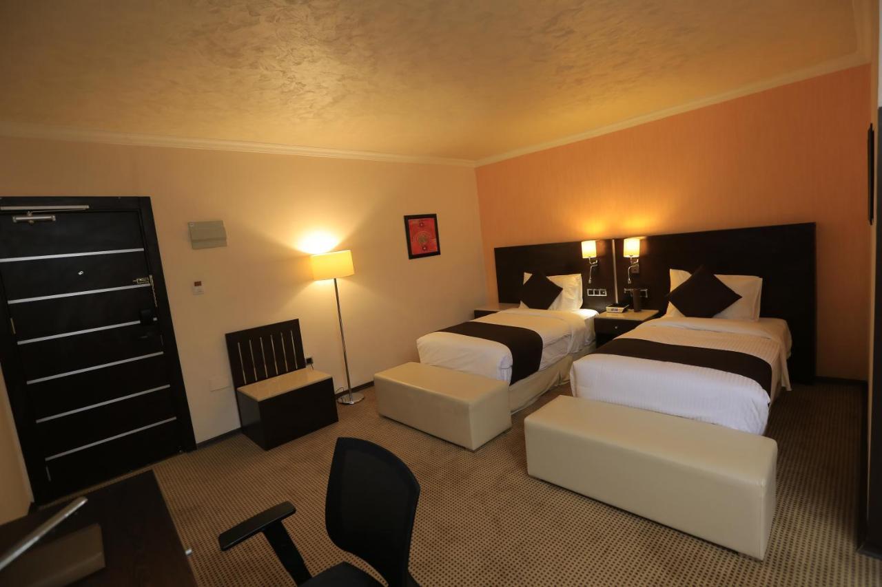 Cassiopeia Hotel 亚的斯亚贝巴 外观 照片