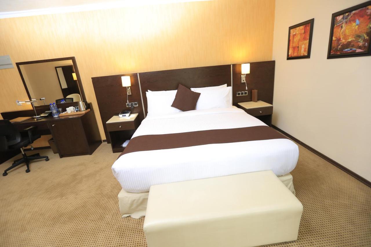 Cassiopeia Hotel 亚的斯亚贝巴 外观 照片