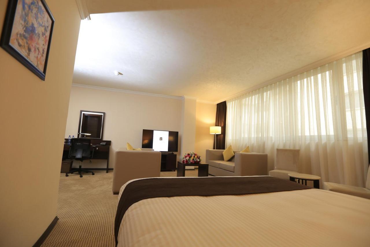 Cassiopeia Hotel 亚的斯亚贝巴 外观 照片