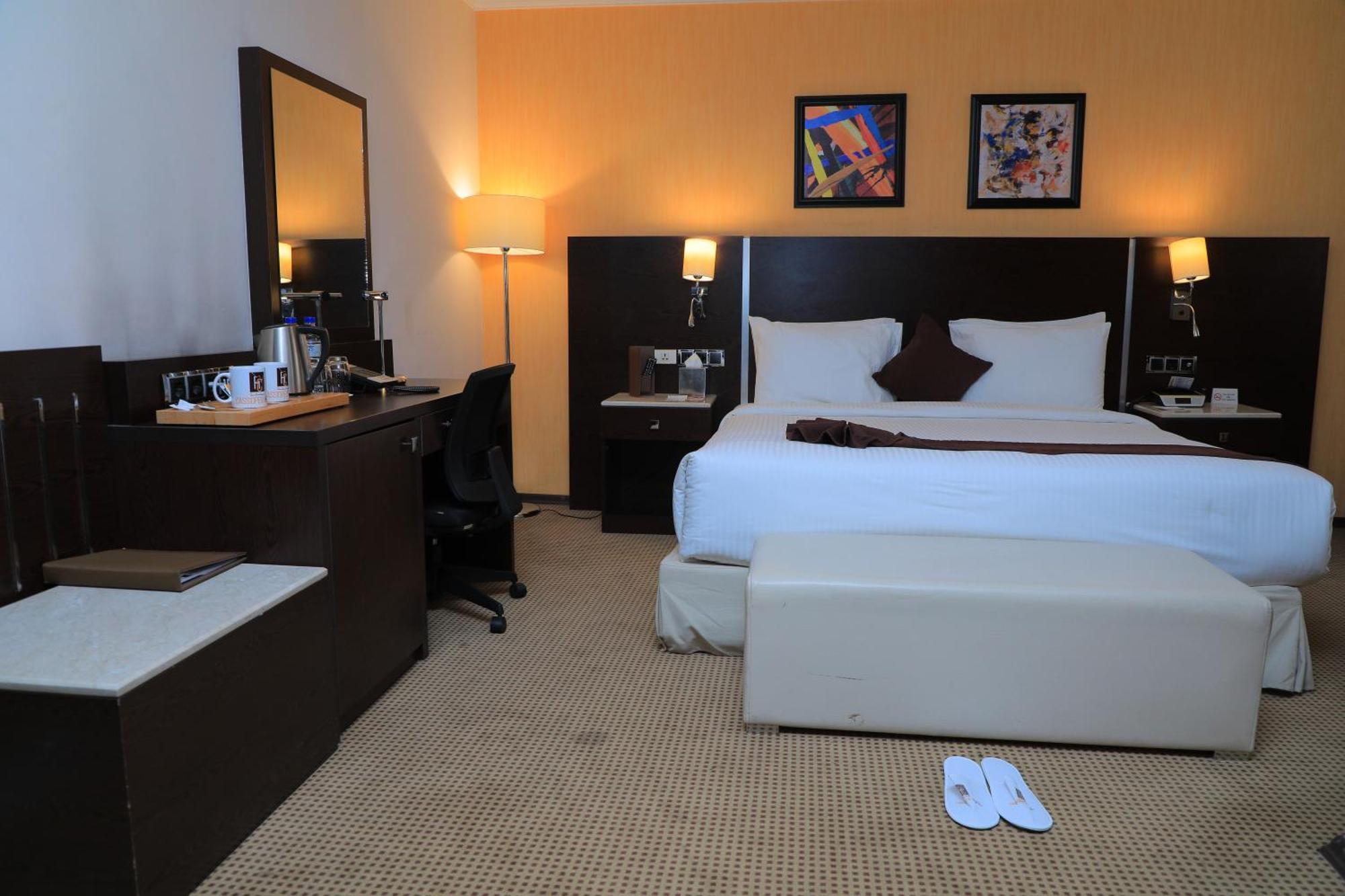Cassiopeia Hotel 亚的斯亚贝巴 外观 照片