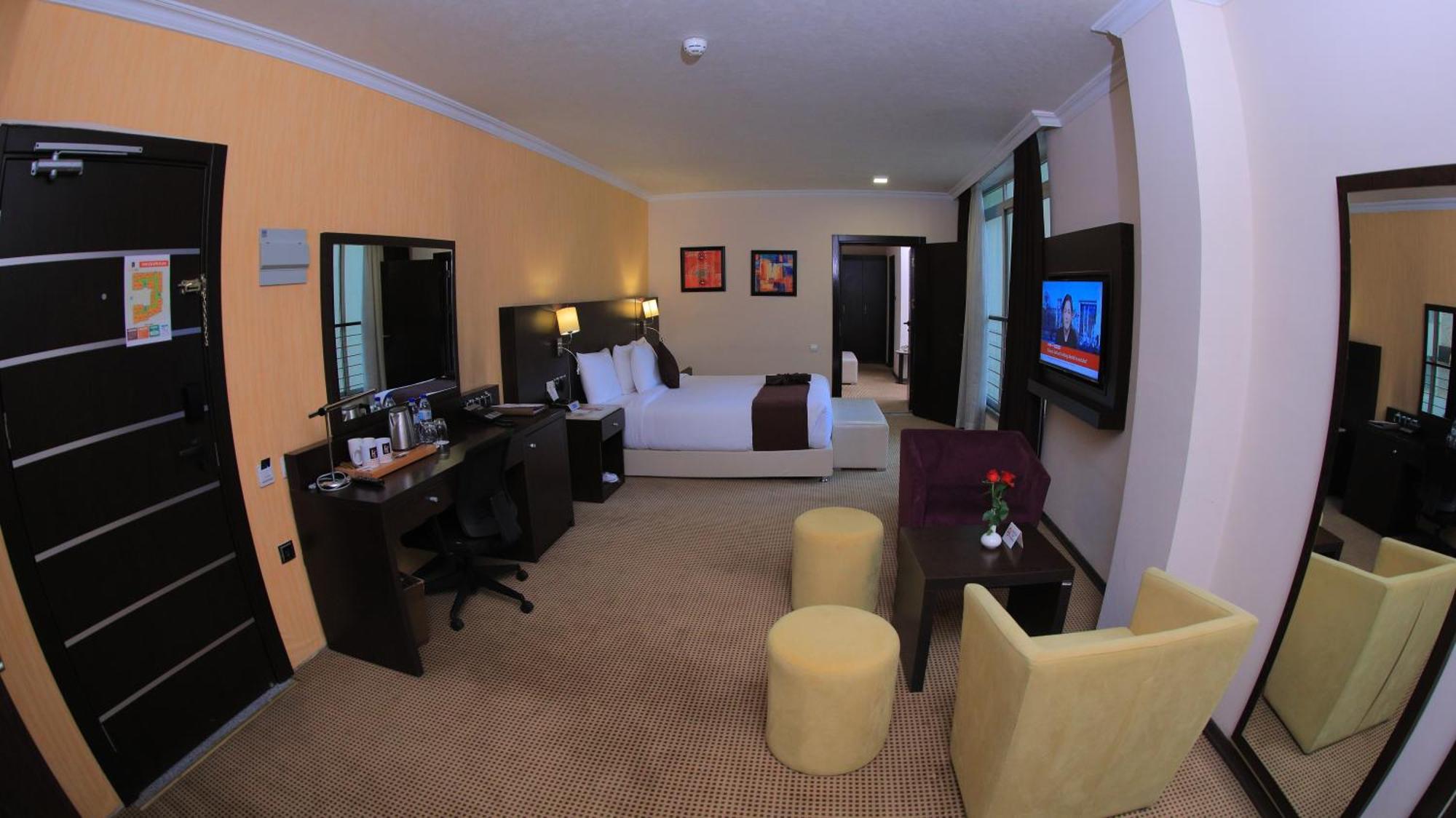 Cassiopeia Hotel 亚的斯亚贝巴 外观 照片